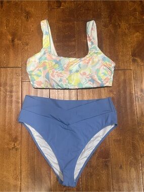 Victoria's Secret Floral Bikini Top XL & Periwinkle High-Waist Bottoms XXL